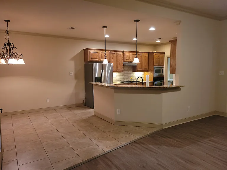 5130 Southpoint Dr — Photo 6