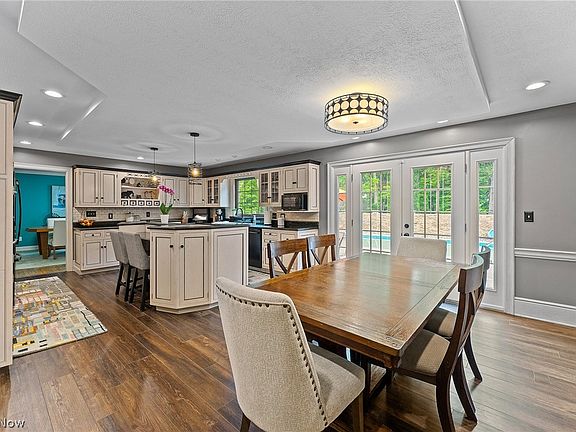 5th image of 6127 Pebble Beach Ct