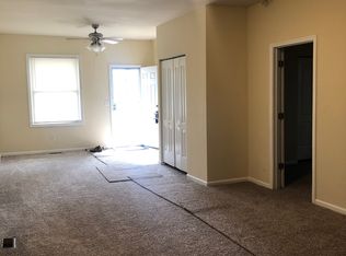 1123 Moss St, Hammond, IN 46320