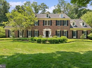 28 Newport Dr, Princeton Junction, NJ 08550