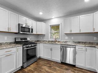 201 E 1st St, Worthing, SD 57077