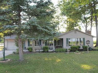 7628 Adams Center Rd, Fort Wayne, IN 46816