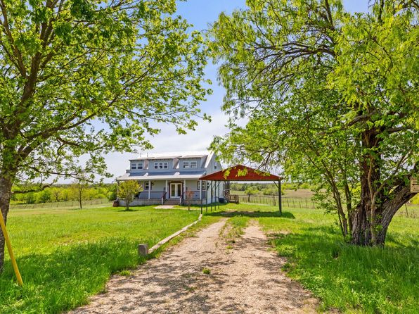 13484 Avis Rd, Dale, TX 78616
