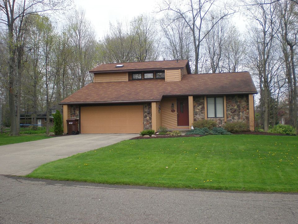1st image of 5160 Tanglewood Ave NE