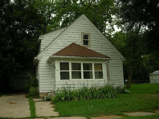 1st image of 706 Miriam Ave
