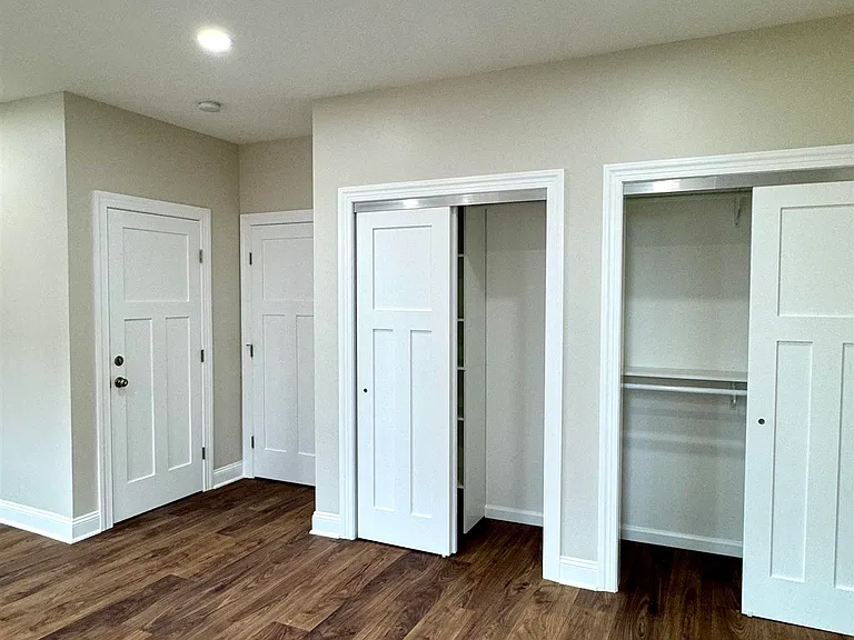 118 Parkview Ave #2 — Photo 22