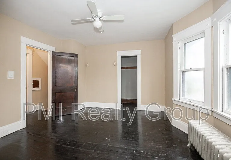888 Evangeline Rd — Photo 12