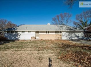 7132 Greeley Ave, Kansas City, KS 66109