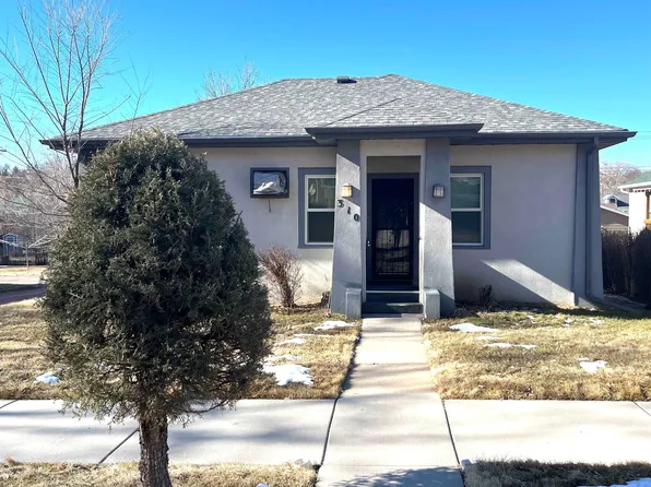 310 S 5th St, Hot Springs, SD 57747