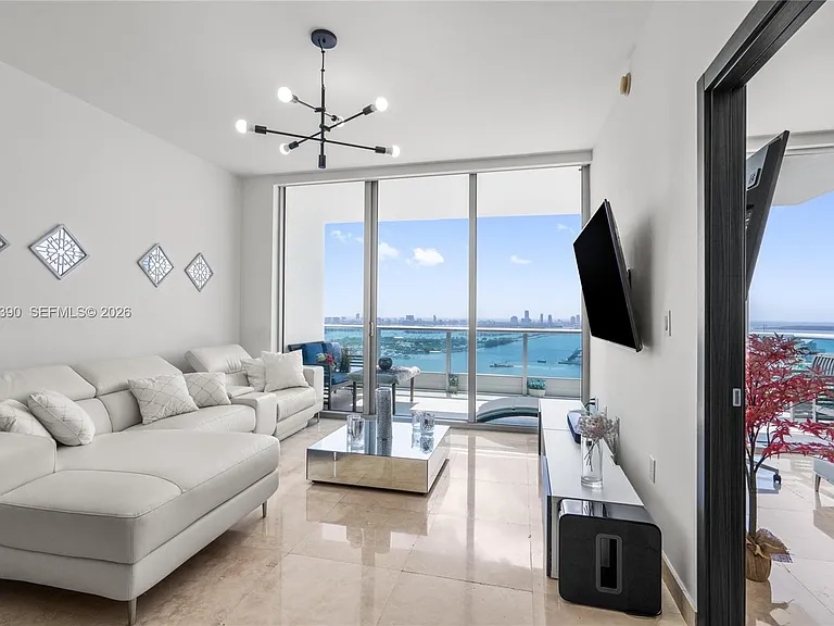 900 Biscayne Blvd #3704 — Photo 36