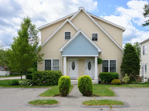 105 Wampatuck St APT 2, Pembroke, MA 02359