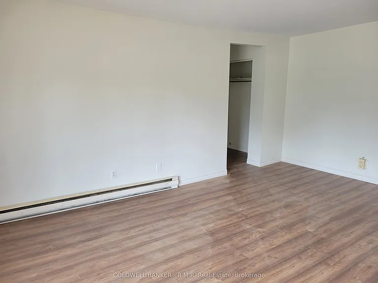 251 Liberty St N #3 — Photo 3