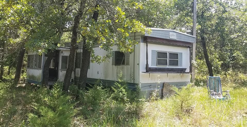 1st image of 23 Country Creek Dr