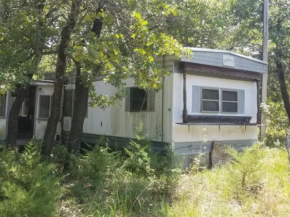 23 Country Creek Dr, McLoud, OK 74851