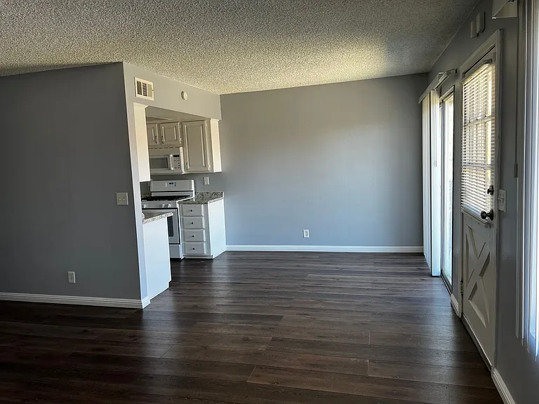 6630 Bubbling Brook Dr #D — Photo 7