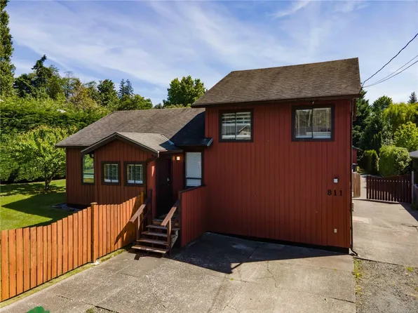 811 Nicholls Rd, Campbell River, BC V9W 3P7