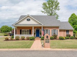 800 Double Eagle Dr, Searcy, AR 72143