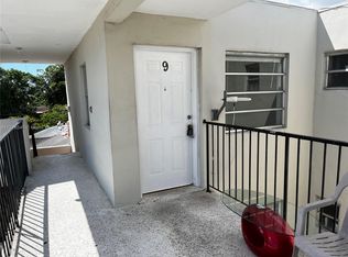 928 SW 30th Ave #9, Miami, FL 33135