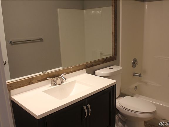5th image of 10816 222nd Avenue Ct E
