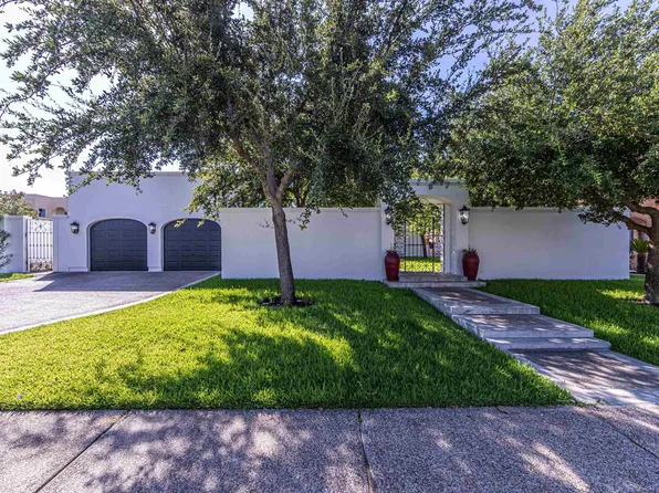 312 Lake Powell Dr, Laredo, TX 78041