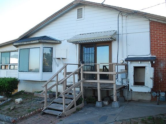 2nd image of 2100 Twildo Ave