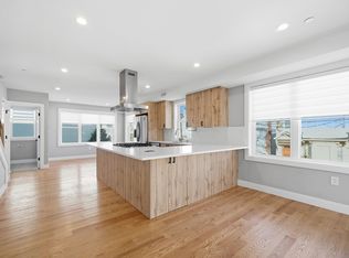 86 Blossom St #1, Chelsea, MA 02150