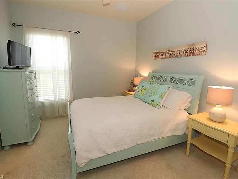 1824 Crayton Rd — Photo 23