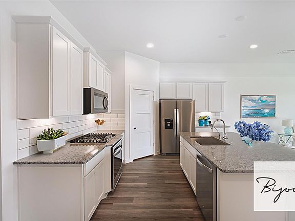 5th image of 1728 Daylight Lake Dr