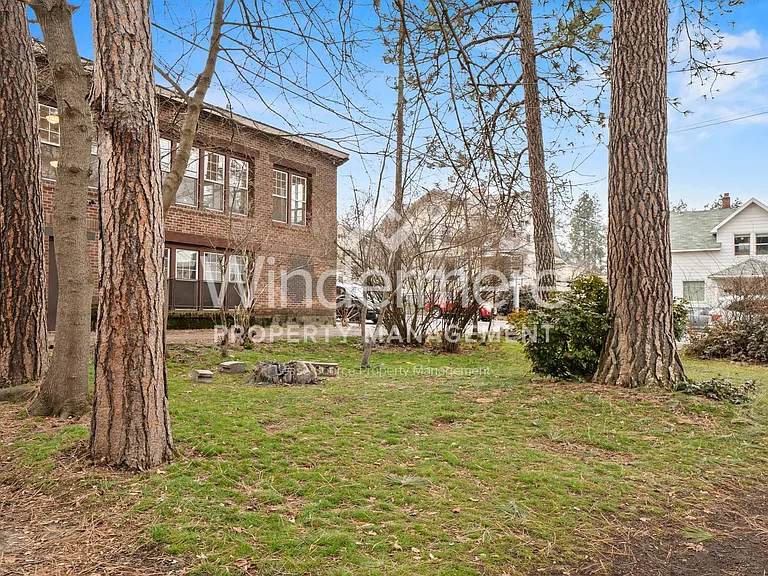 1425 W 8th Ave — Photo 3