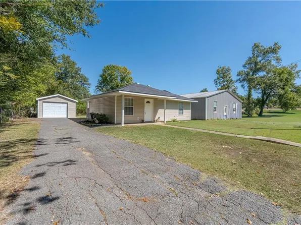 203 Barrett St, Pineville, LA 71360