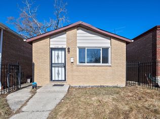 2102 W 73rd St, Chicago, IL 60636