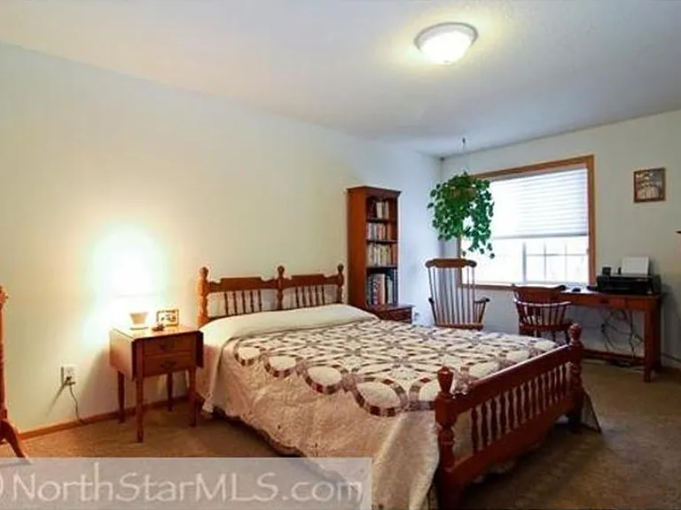 2225 Ranchview Ln N #10 — Photo 5