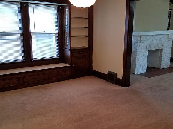 Dining Room with Built in Bench and Built in china Cabinets (bench has been refinished) all working drawers and cabinets too!