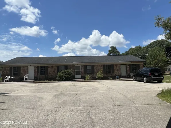 1700 Augusta Circle SE, Wilson, NC 27893