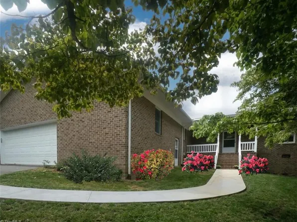 1023 Greenmont Dr, Asheboro, NC 27205