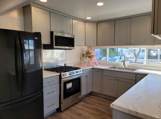 61 Arthur Dr, Santa Rosa, CA 95403