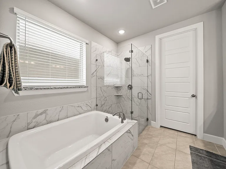 1604 Moss Trail Ct — Photo 31