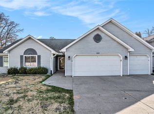 5205 Deep Point Dr, Portage, MI 49002
