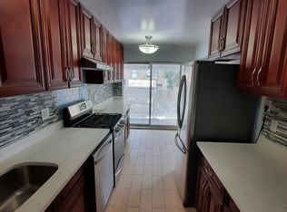 30-96 32nd St #2, Astoria, NY 11102