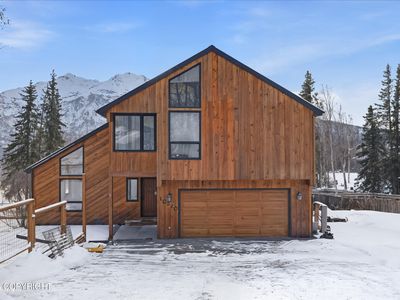 10220 Silvertip Cir, Eagle River, AK, 99577