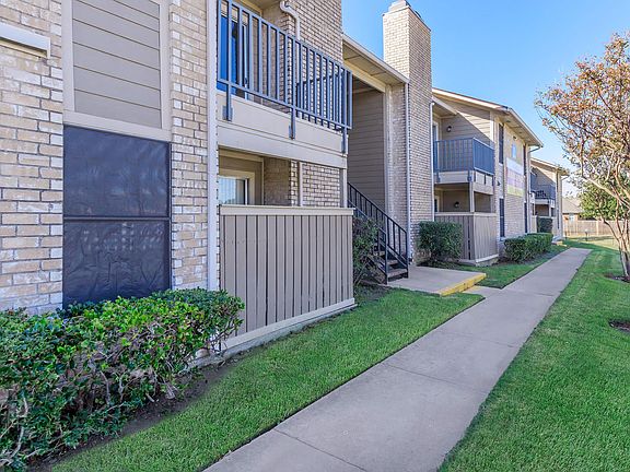 LEXINGTON APARTMENT HOMES FOR RENT IN GRAND PRAIRIE, TX.
