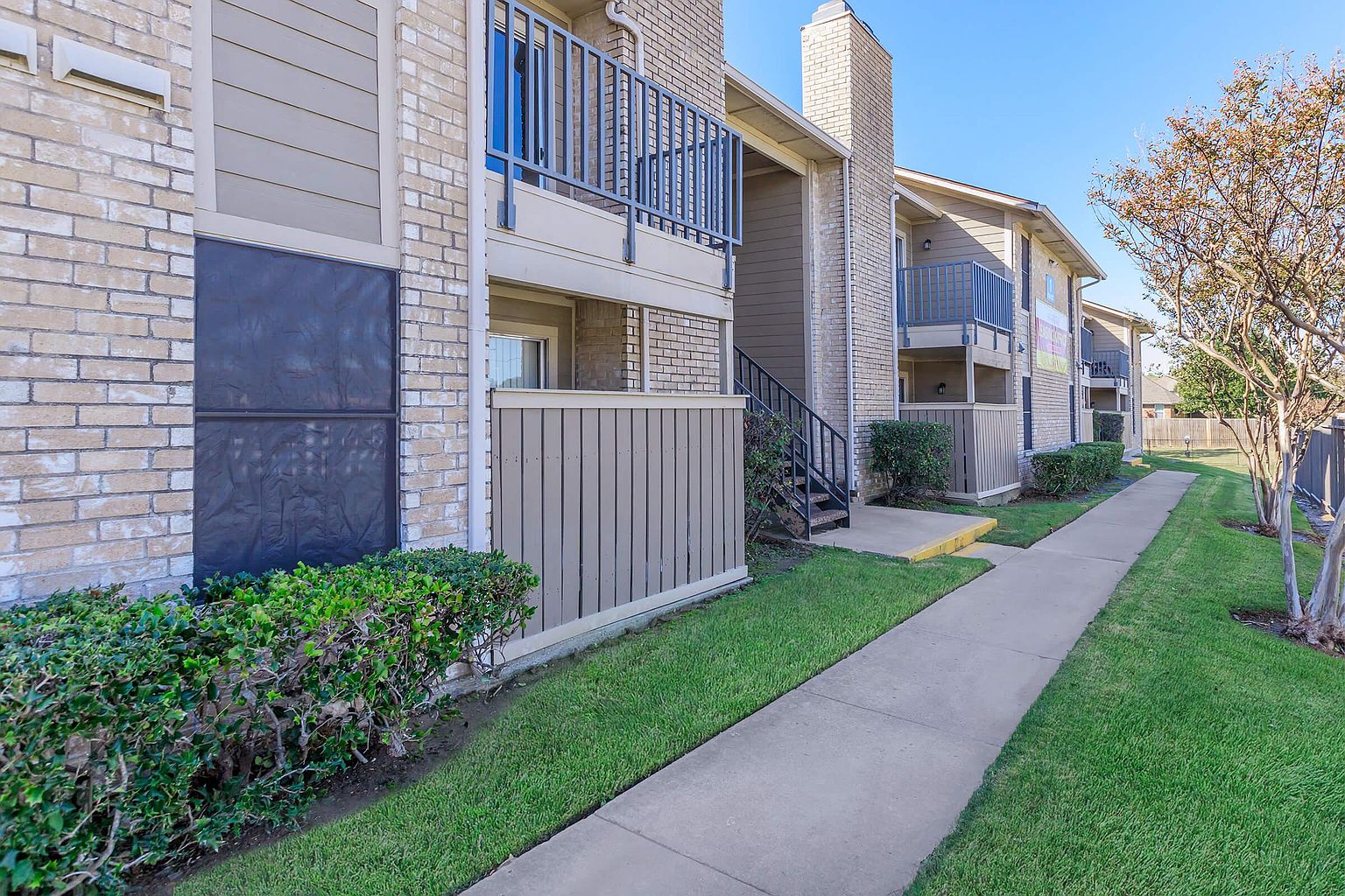 Lexington Apartment Homes Apartment Rentals - Grand Prairie, TX | Zillow