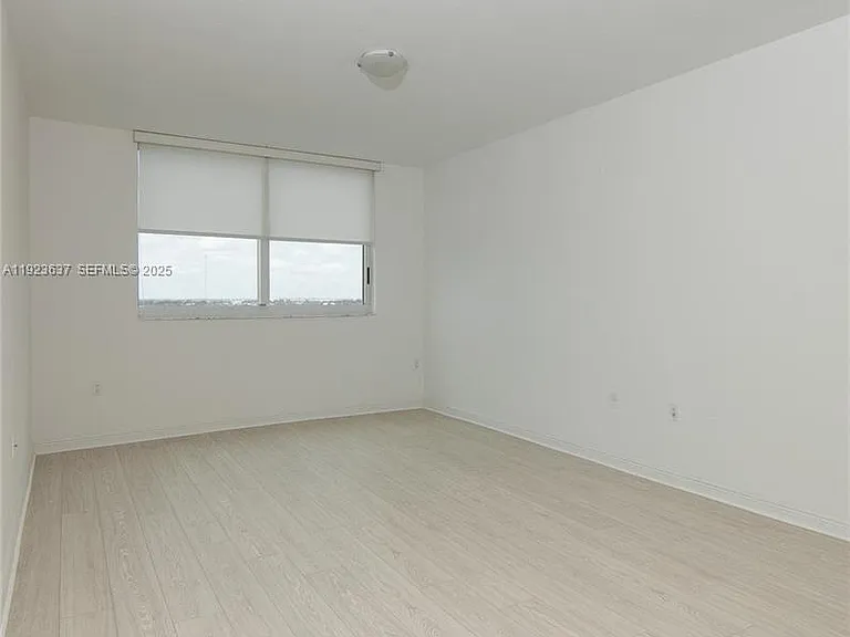 1745 E Hallandale Beach Blvd #1508W — Photo 5