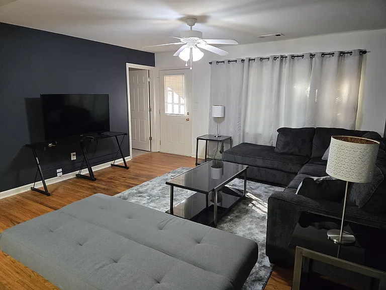 1400 Hidden Circle Dr — Photo 3