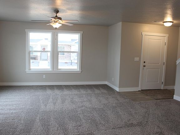 Living room/Front door