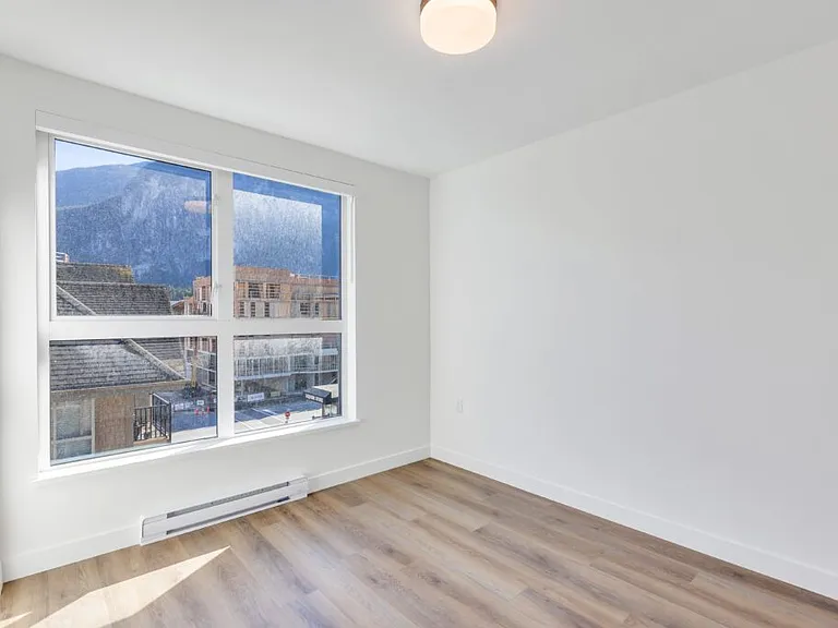 38012 3rd Ave — Photo 50