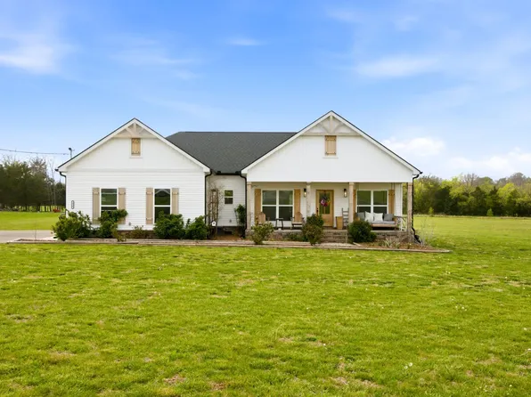 376 Adams Rd, Shelbyville, TN 37160