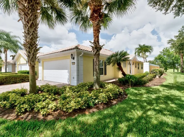 4934 Corsica Sq, Vero Beach, FL 32967
