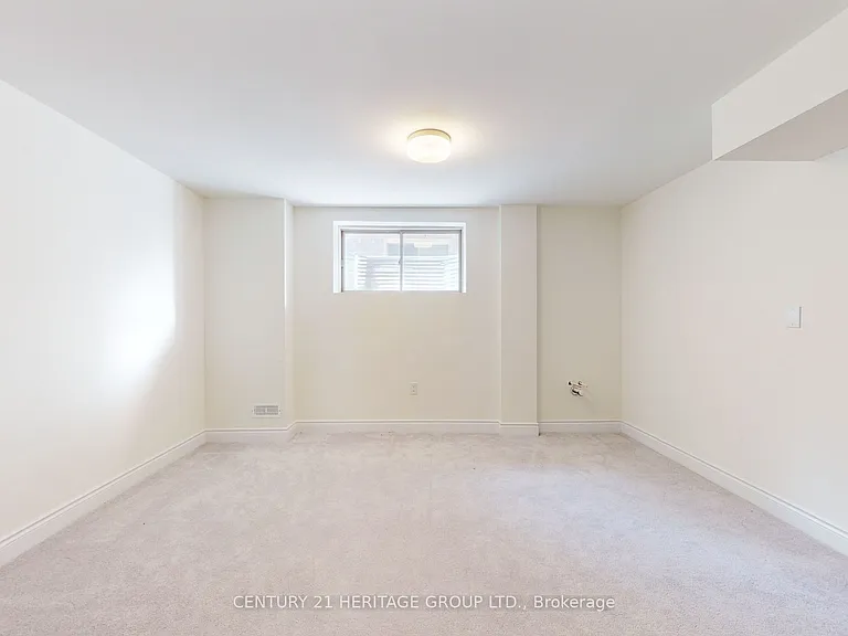 1409 Blackmore St — Photo 29
