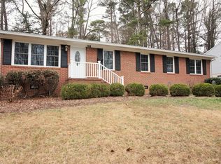 118 Patrick Henry Dr, Williamsburg, VA 23185